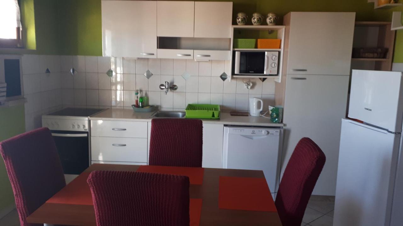 Apartmani Leko Mirjana 巴什卡沃达 外观 照片