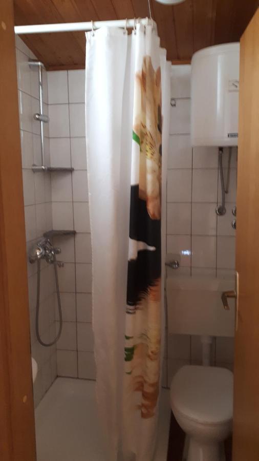 Apartmani Leko Mirjana 巴什卡沃达 外观 照片