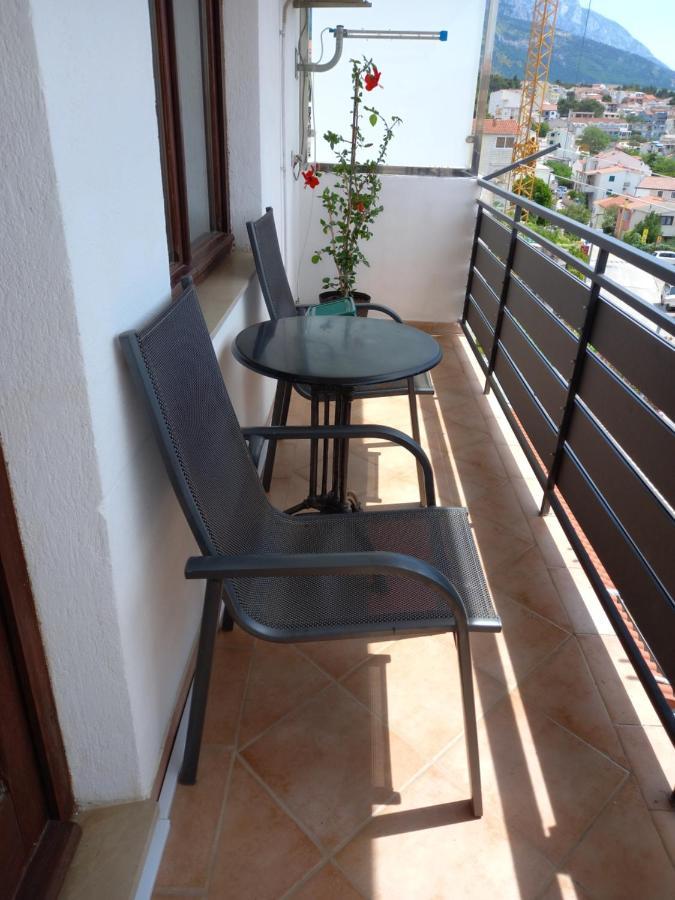 Apartmani Leko Mirjana 巴什卡沃达 外观 照片