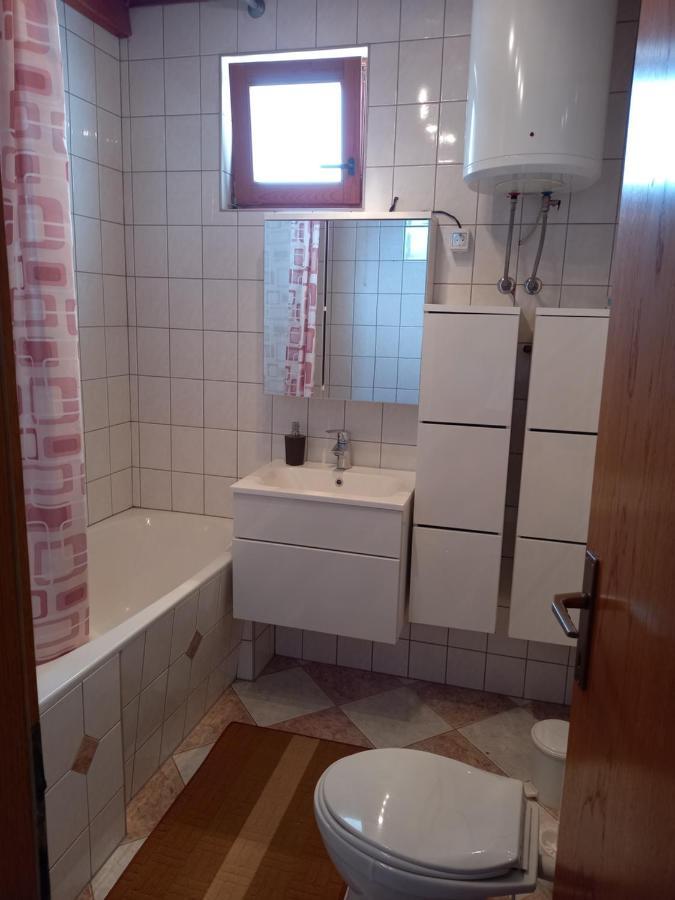 Apartmani Leko Mirjana 巴什卡沃达 外观 照片
