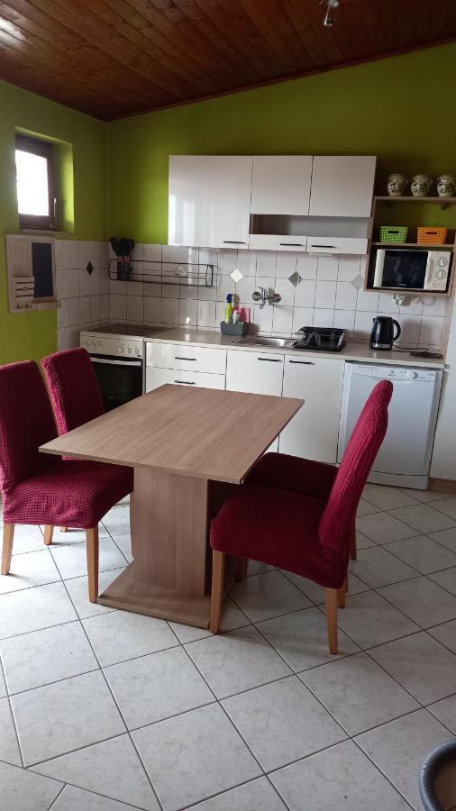 Apartmani Leko Mirjana 巴什卡沃达 外观 照片